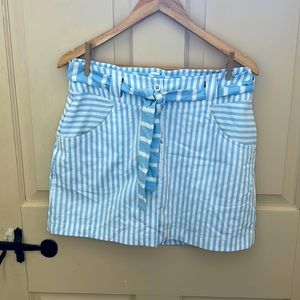 Nike golf dri fit Skirt with removable shorts light blue & white stripes size 6